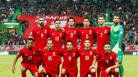 Faixa de capitão de cr7 na seleção portuguesa será. Portugal cabeça de série na qualificação para o Mundial ...