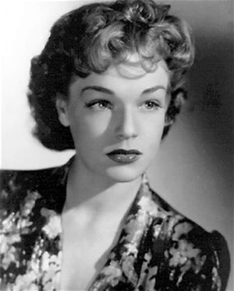 Born march 25, 1921 in wiesbaden, hesse, germany the face of simone signoret on the paris metro movie posters in march 1982 looked even older than her 61 years. SIGNORET Simone