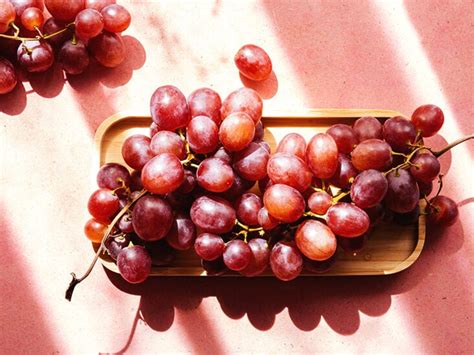 Health Nutrition Therapy Weight Loss Information 2 Cups Of Grapes