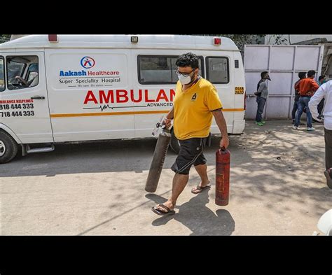 Delhi Oxygen Crisis 25 Sickest Covid Patients Dead At Ganga Ram