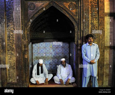 Multan Th Oct Muslim Devotees Pray At The Shrine Of Sufi