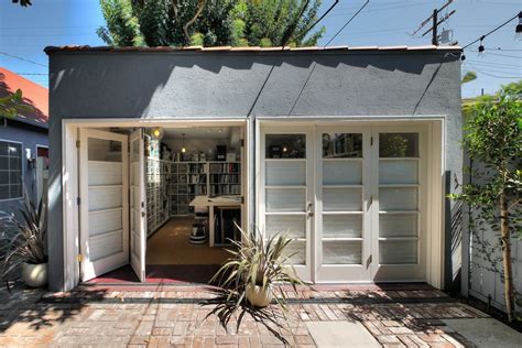 We have completely fallen in love with this garage conversion by @renovategate on instagram.the jungle theme is so bright and fun. The 25+ best Converted garage ideas on Pinterest | Garage ...