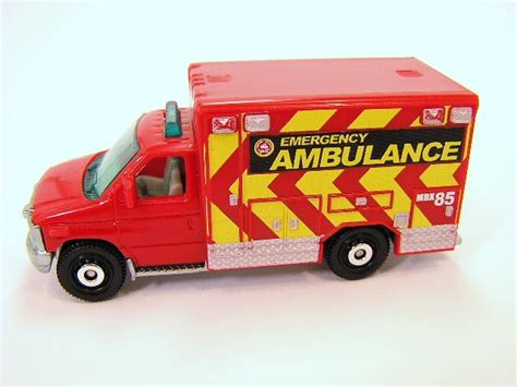 Matchbox Mb75 R Ford E350 Ambulance