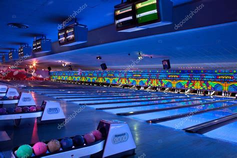Bowling Alley — Stock Photo © Abotusan 11646713