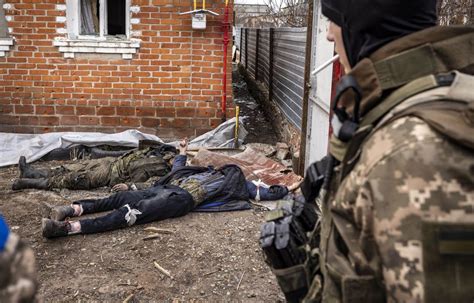l étau russe se desserre à l est de kharkiv et laisse place aux cadavres le devoir