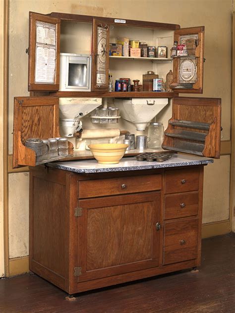 By the time production peaked in the 1920s, more than one in ten american households owned a hoosier cabinet. Favorite things: a Hoosier cabinet at Castle Tucker ...