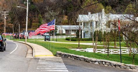 10 Most Beautiful Small Towns In Tennessee