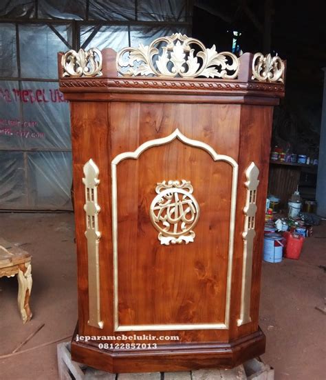Jadi, pastikan kamu pilih kombinasi yang sesuai! Spesifikasi Desain Mimbar Sederhana : Bahan : Kayu jati ...
