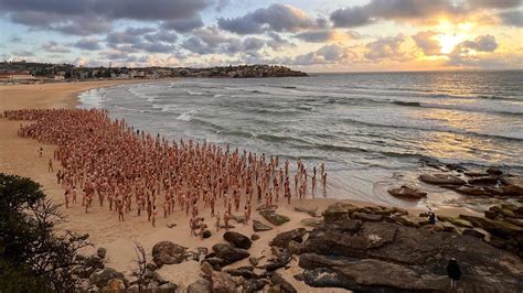 Bondi Briefly Turned Into A Nude Beach For Photographer Spencer Tunick S Latest Mass