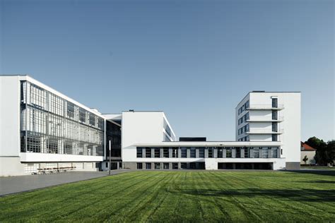 100 Years Of The Bauhaus Floornature
