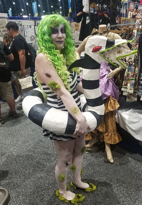19 Clever Mashup Costumes Spotted At The 2019 San Diego Comic Con