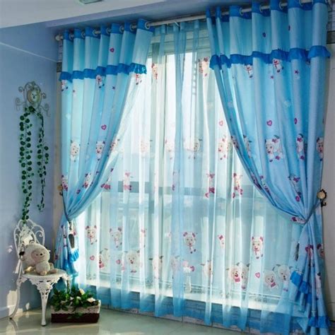 It would keep the classic and romantic ambiance without sacrificing the modern look. 10 Awesome Colorful Kid's Bedroom Curtain Design - Rilane