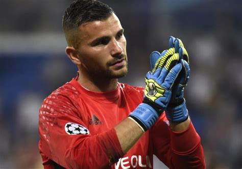 Born 8 january 1990) is a swedish professional footballer of danish descent who plays as a goalkeeper for premier league club everton. Mercato Roma, il presidente del Lione: "Anthony Lopes ha ...