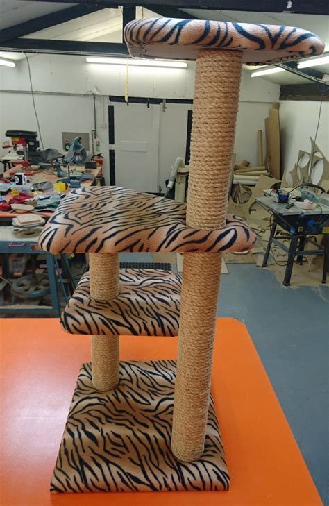 Our luxury cats trees are unquestionably the very highest quality you can find on the market today and we offer the lowest prices guaranteed on all. Luxury Large Cat Tree Furniture with Platforms Made in the ...