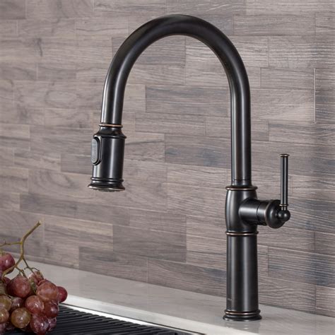 Sellette™ Traditional Single Handle Pull Down Kitchen Faucet In Oil