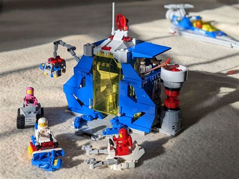 Lego Moc Space Research Station Alternative With Galaxy Transport From 10497 Galaxy Explorer