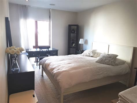 If you wish to discuss any of the properties we have available, or indeed wish to sell or let yours. 2 Bedroom Flat to Rent in Lymington - 2 Bedroom £669 PW ...