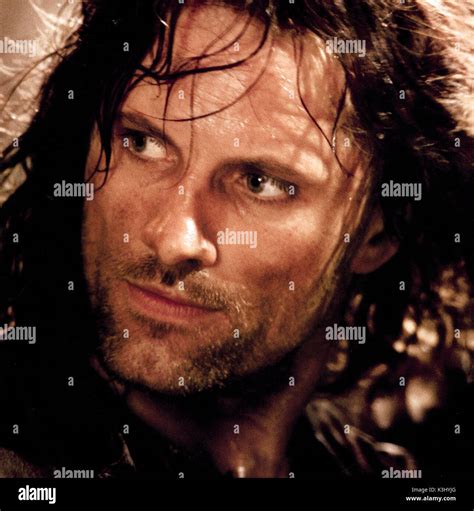 THE LORD OF THE RINGS THE FELLOWSHIP OF THE RING VIGGO MORTENSEN As Aragon Date Stock