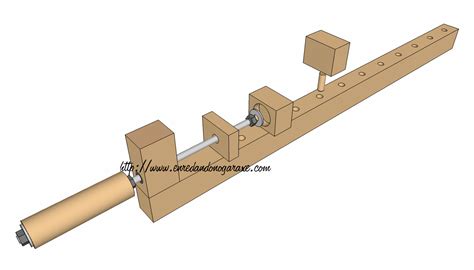 The design of this clamp is simple and it is easy to make also easy to operate. plans dezignes : Guide to Get Homemade wood clamps