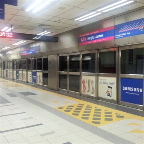 Without driver lrt train jalan gombak to masjid jamek train station platform, malaysia. RapidKL Masjid Jamek (ST5/KJ13) LRT Station - 172 tips