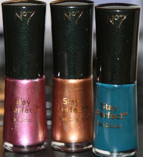 Beauty Blog - Make-up Artist Agatha Kisiel: Nail polish, art and wraps