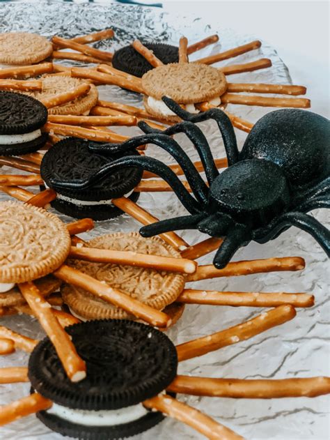 Oreo cookie eyeballs halloween treat diy 100. Oreo cookie spider treats - Kids Halloween Snack idea- This is our Bliss - This is our Bliss