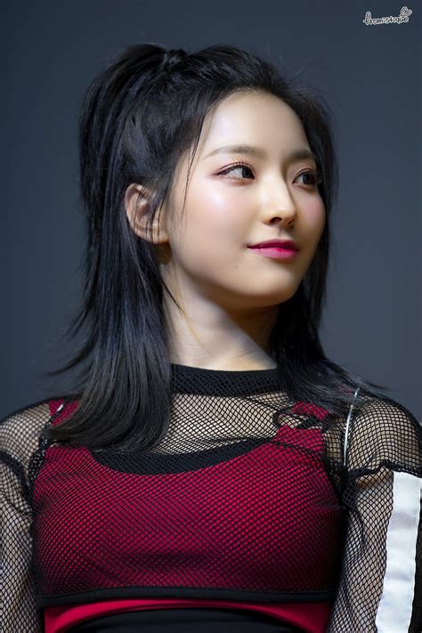Pin On Fromis9