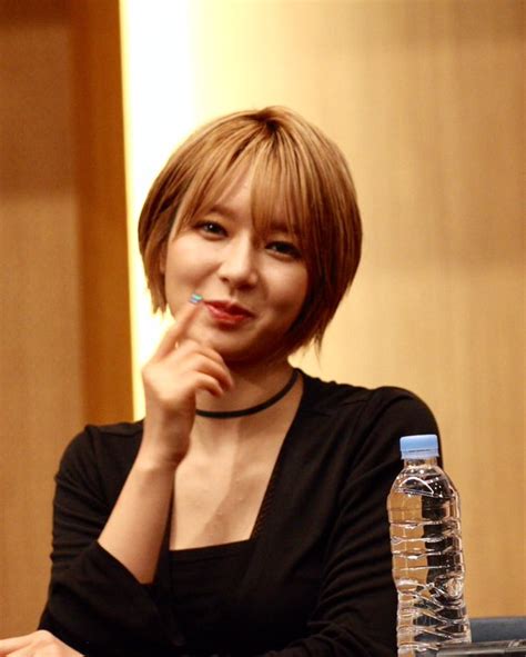 aoa choa showcases her sexiness at fanmeet daily k pop news