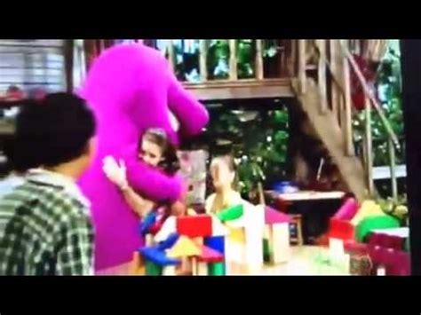 And has an aunt named paula and a grandma johansson, who lives on a farm. Hi Hannah and Emily (Barney's Sense Sational Day!) - YouTube