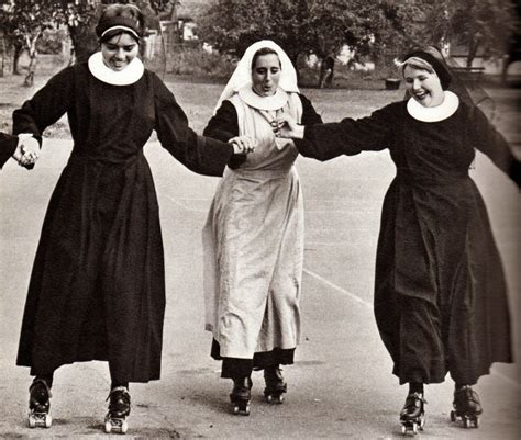 Vintage aerial has over 18 million photos, taken in 41 states over the second half of the twentieth century. Nuns Nuns Nuns! Here Are 25 Vintage Pictures of Nuns ...
