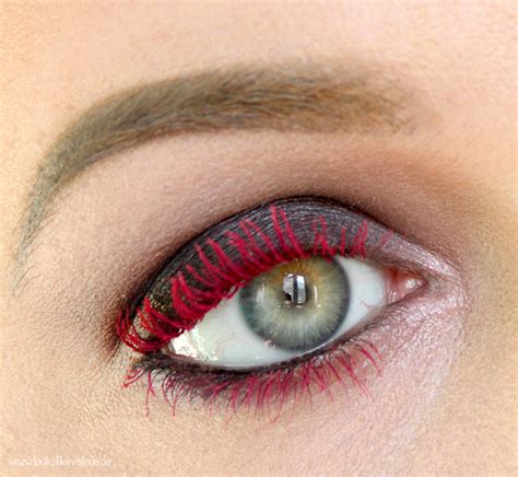 Looks Likevalerie Special Look Red Lashes Mit Essence Colour