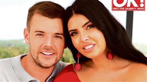 Love Islands Nathan Massey And Cara De La Hoyde Are Engaged As He