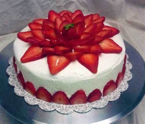 The Best Strawberry Cake Decoration Best Recipes Ideas And Collections