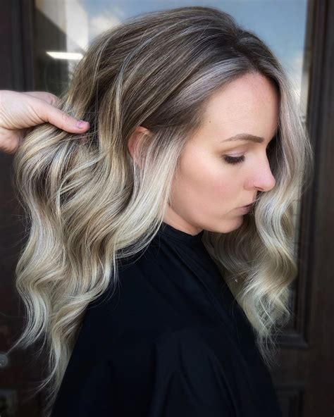 Stunning Ash Blonde Hair Ideas To Try In Hair Adviser Light Ash Blonde Hair Ash
