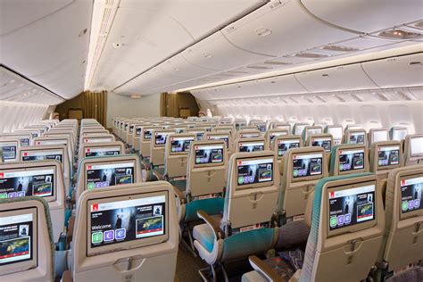 Emirates Becomes First Airline To Introduce Vr Seats