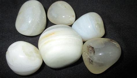 White Onyx Stone Meaning Benefits And Properties