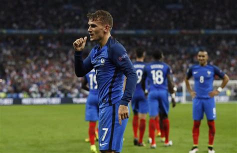 Todas las noticias sobre alineaciones publicadas en el país. Francia termina con Islandia