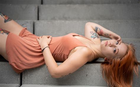 Photos Tattoos Redhead Girl Lying Down Karolina Young 1920x1200