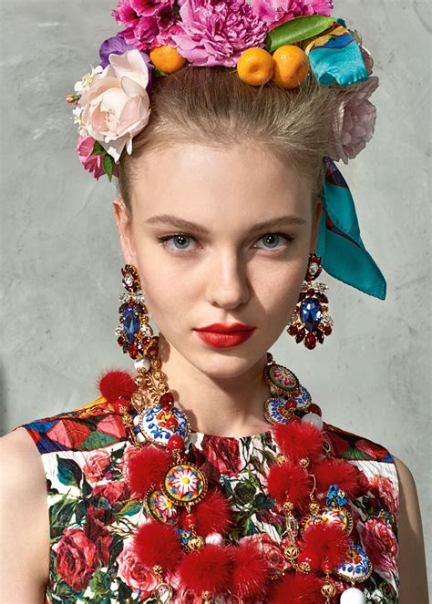 Startpage Dolce And Gabbana Floral Fashion Fashion