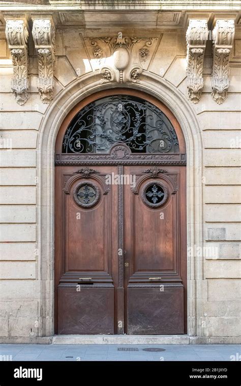 Bordeaux In France A Wooden Door Stock Photo Alamy