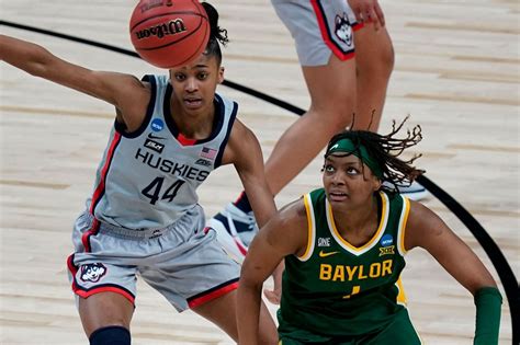 Uconn Reaches Th Straight Final Four Beating Baylor