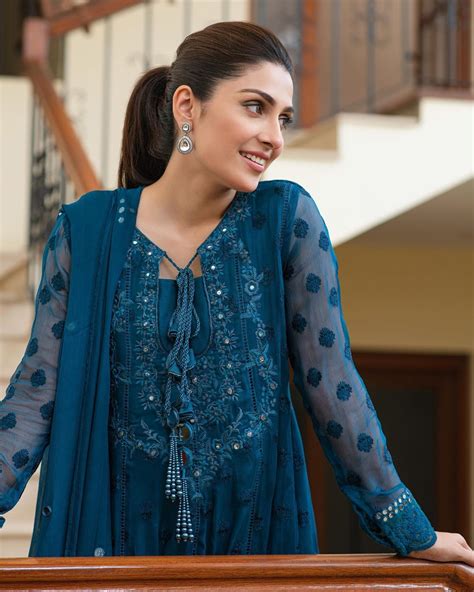 Ayeza Khan Latest Photo Shoot In These Beautiful Dresses Reviewitpk