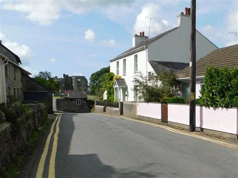 Roselea Cottage, holiday home to let in Carew, Pembrokeshire | Tenby