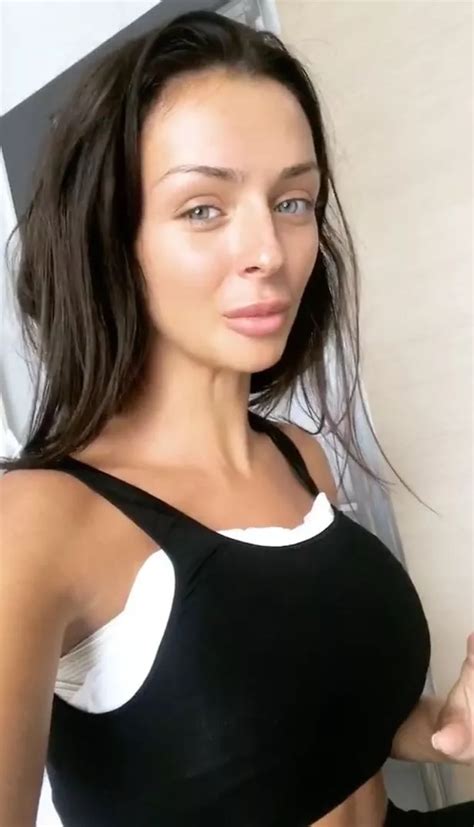 Love Islands Kady Mcdermott Cant Breathe Properly As Shes Bandaged Up After Boob Job In