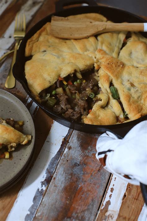 Let us know how it came out in the comments below! Family Dinner Ideas: Easy Omaha Steak Pot Pie Recipe with Crescent Dough | Recipe | Pot pies ...