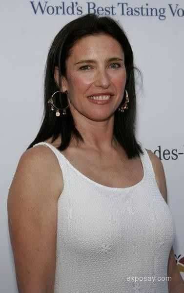 Mimi Rogers Nude Pictures That Make Her A Symbol Of Greatness