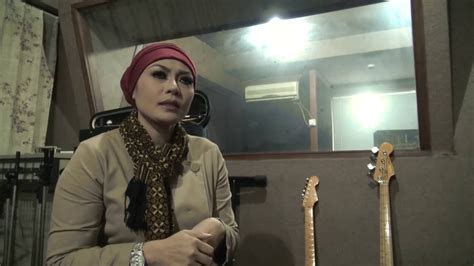 Behind The Scene Of Indra Utami Tamsir Wanita Indonesia Youtube
