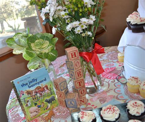 Your guide to turning your house into a home. Rural Legacy: 'Down on the Farm' Baby Shower