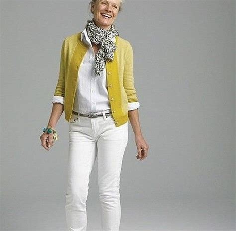 46-pretty-styles-ideas-for-50-year-old-woman-addicfashion