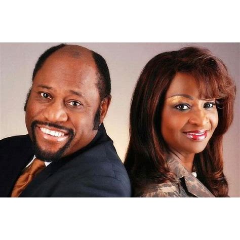 Dr Myles Munroe Wife 7 Others Die In Tragic Plane Crash Nigerian